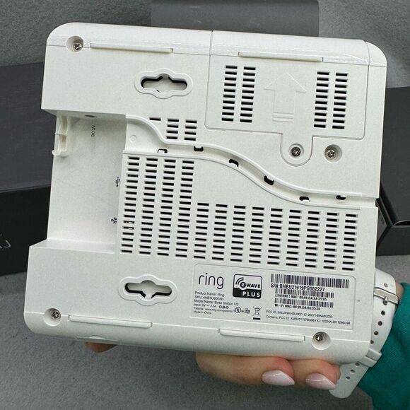 Ring Security System Bundle Motion Detector Solar Panel Install Acessories + Mor - Picture 9 of 15